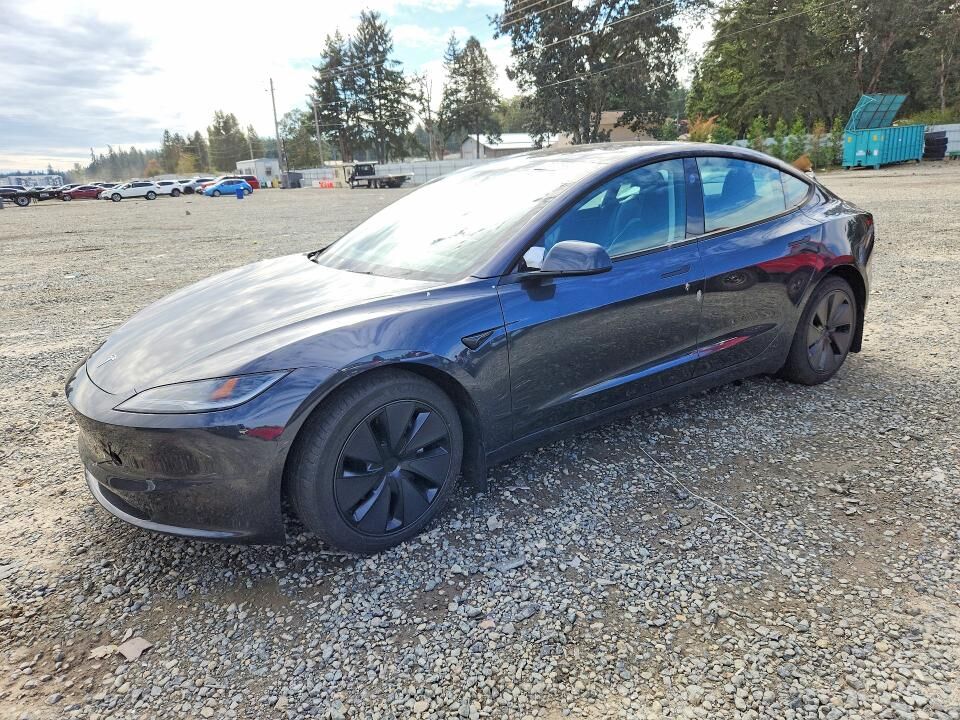 2024 TESLA Model 3
