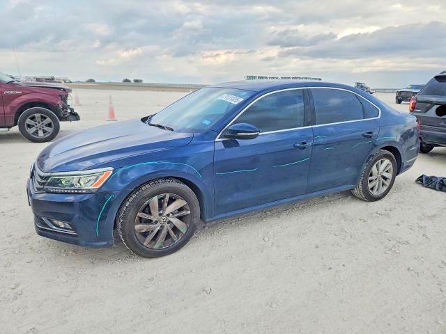 2018 VOLKSWAGEN Passat