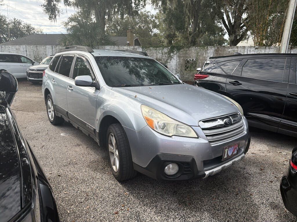 2014 SUBARU Outback