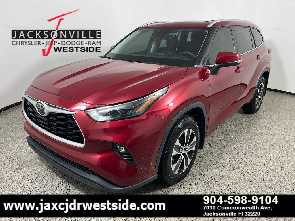 2022 TOYOTA Highlander