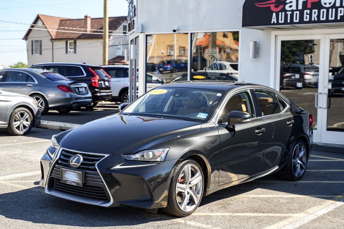2018 LEXUS IS