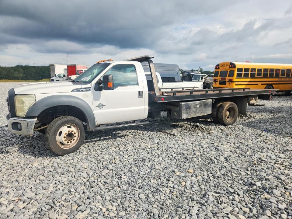 2016 FORD F-550
