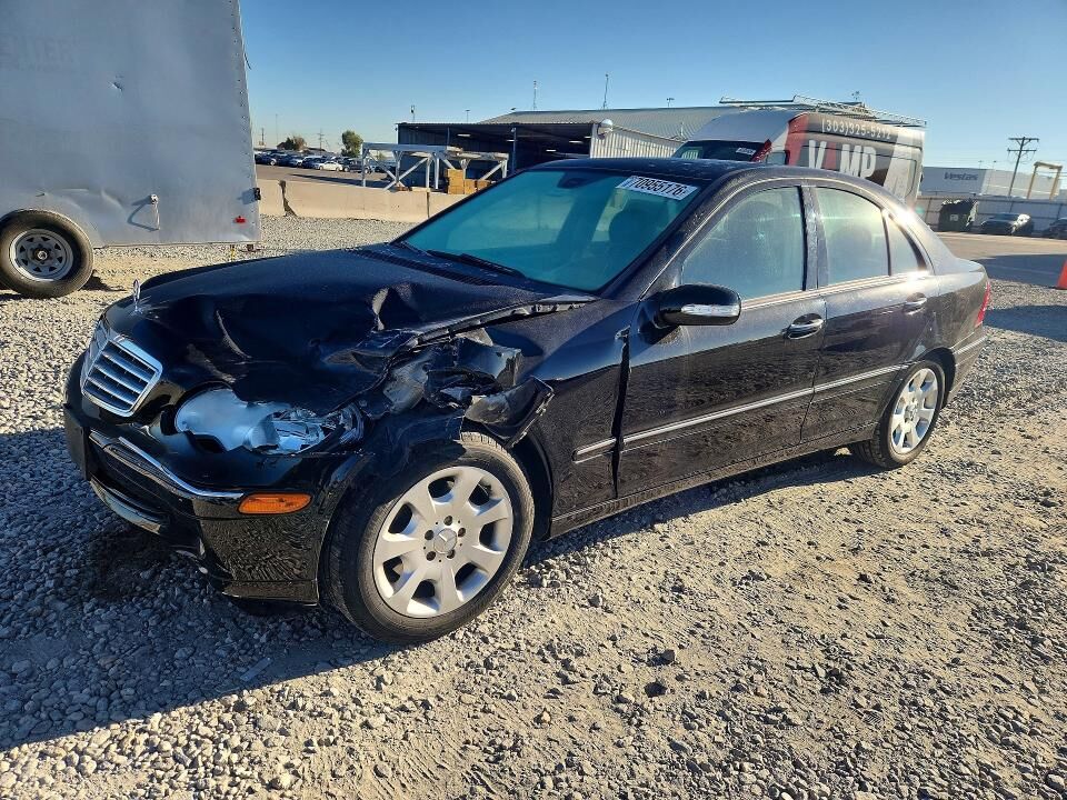 2006 MERCEDES-BENZ C-Class