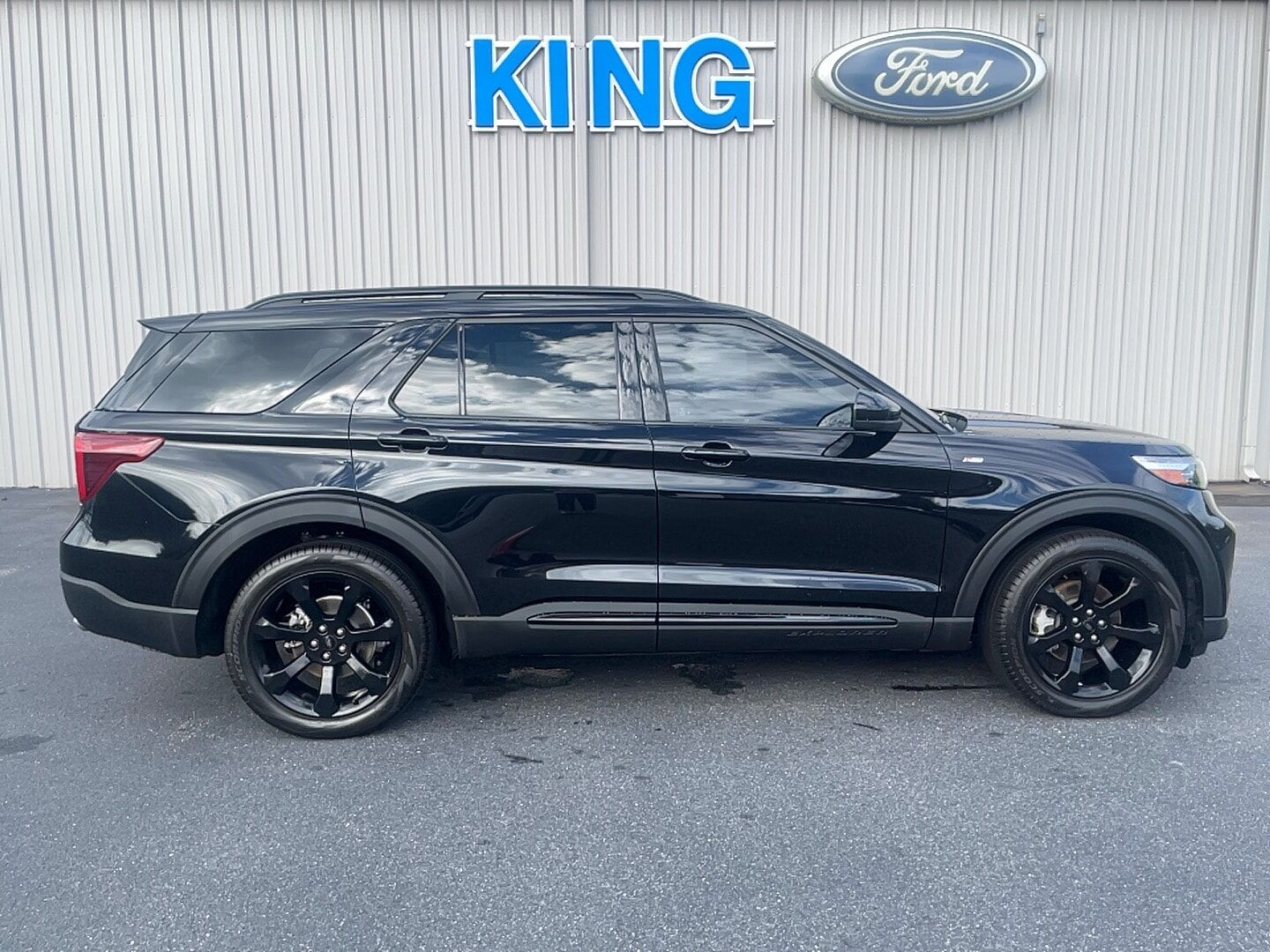 2024 FORD Explorer