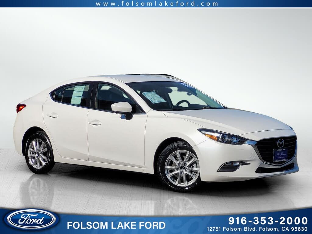 2017 MAZDA Mazda3