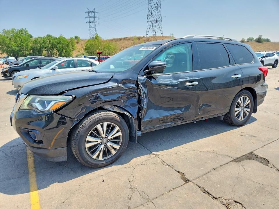 2017 NISSAN Pathfinder