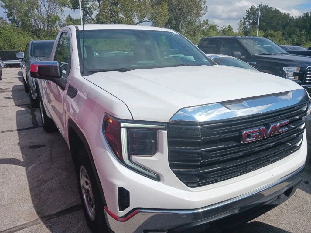 2023 GMC Sierra