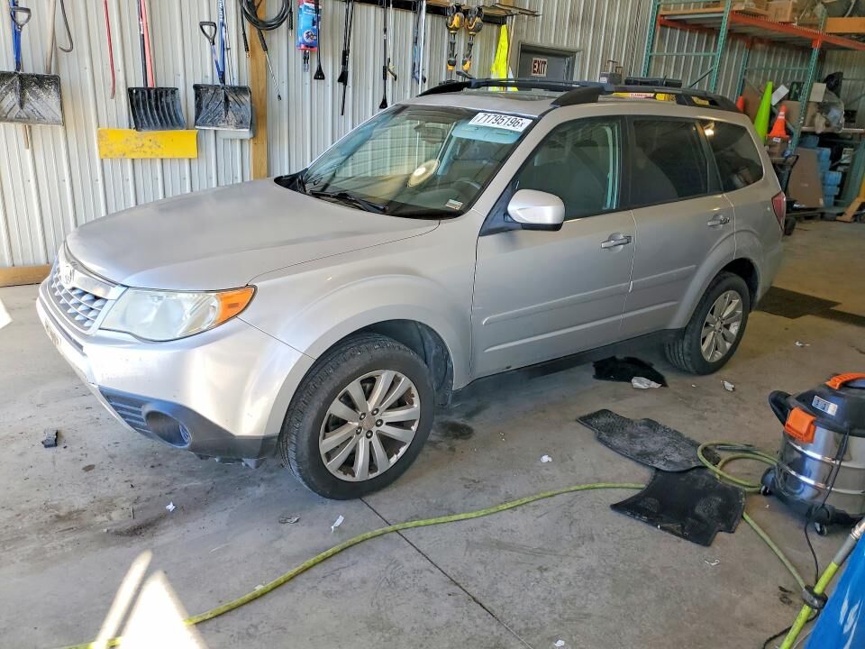2011 SUBARU Forester