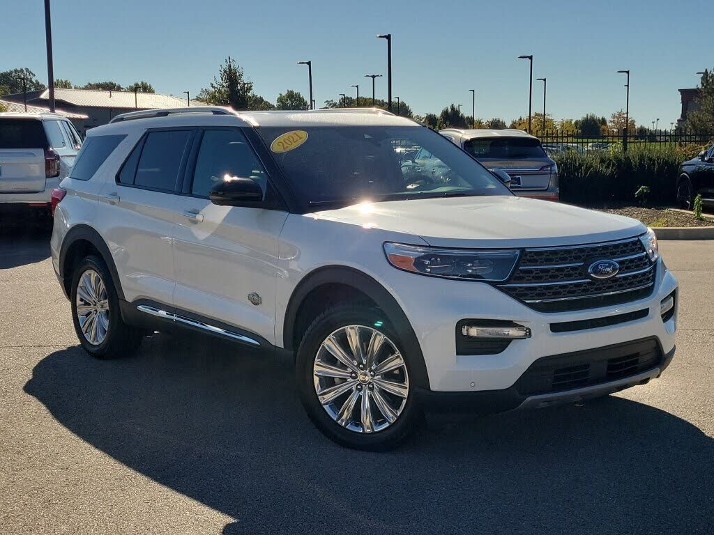 2021 FORD Explorer