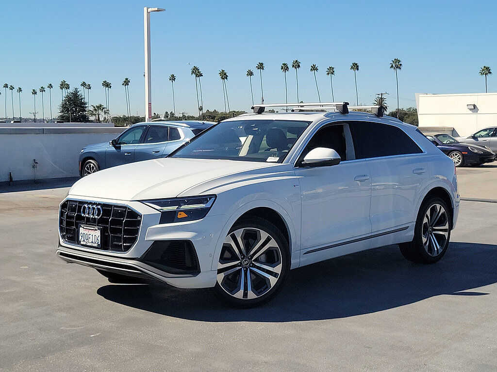 2022 AUDI Q8