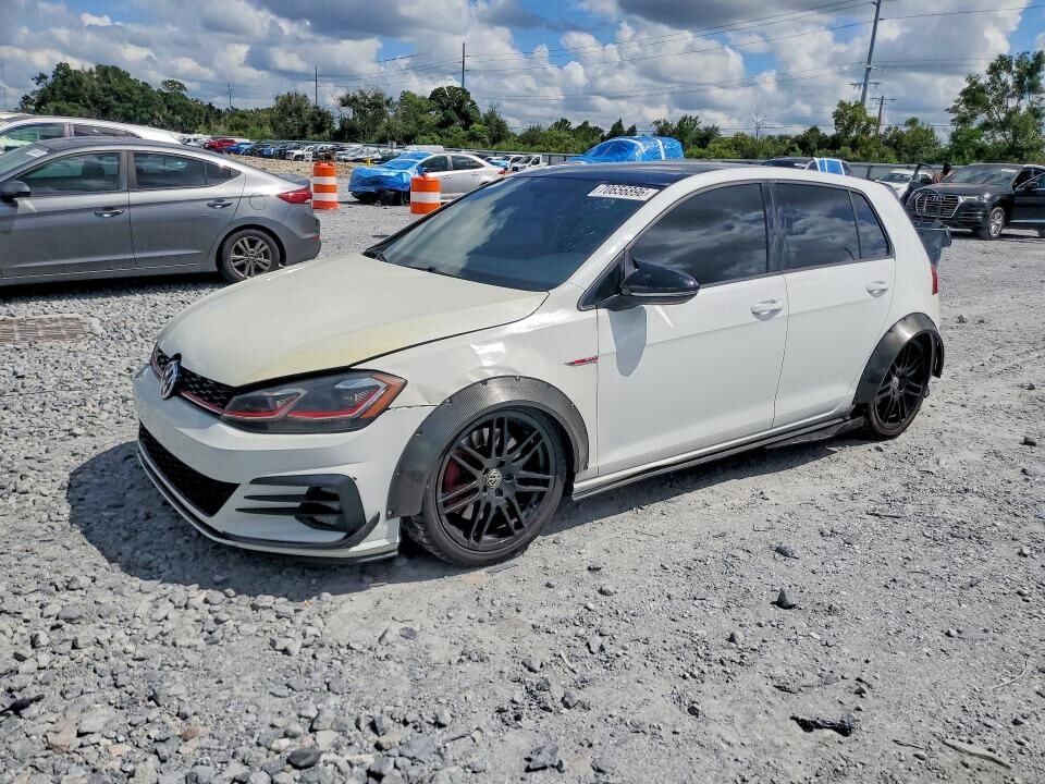 2021 VOLKSWAGEN Golf GTI