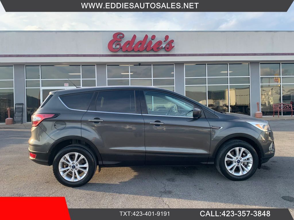 2017 FORD Escape