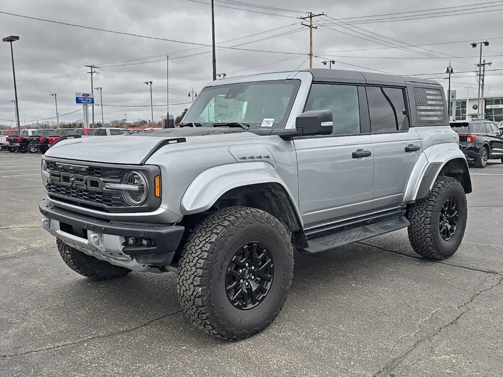 2024 FORD Bronco