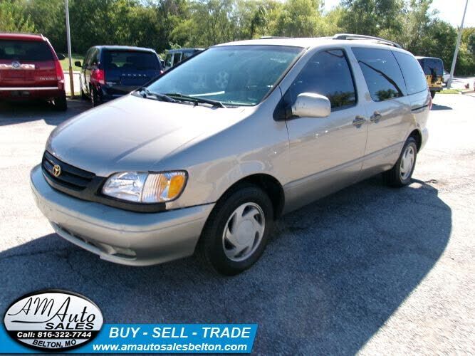2002 TOYOTA Sienna