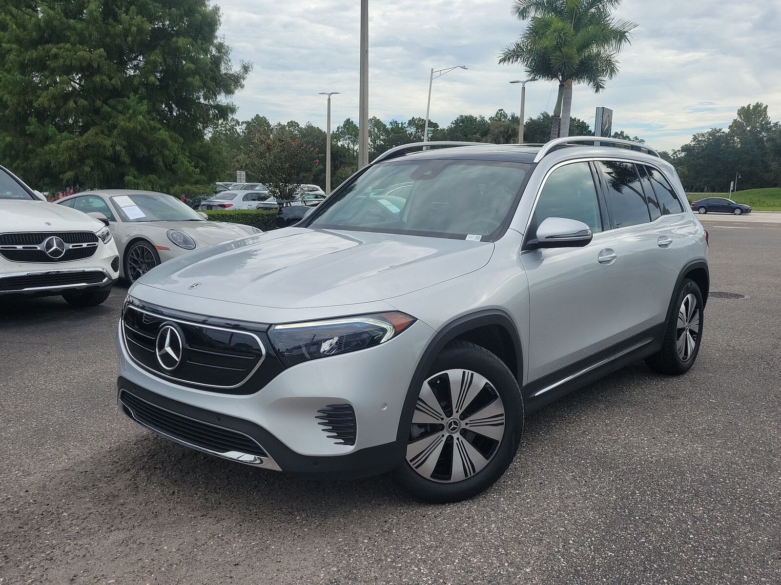 2023 MERCEDES-BENZ EQB-Class