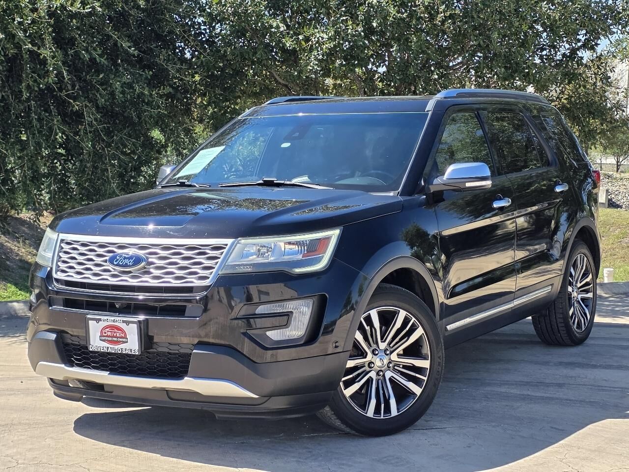 2017 FORD Explorer