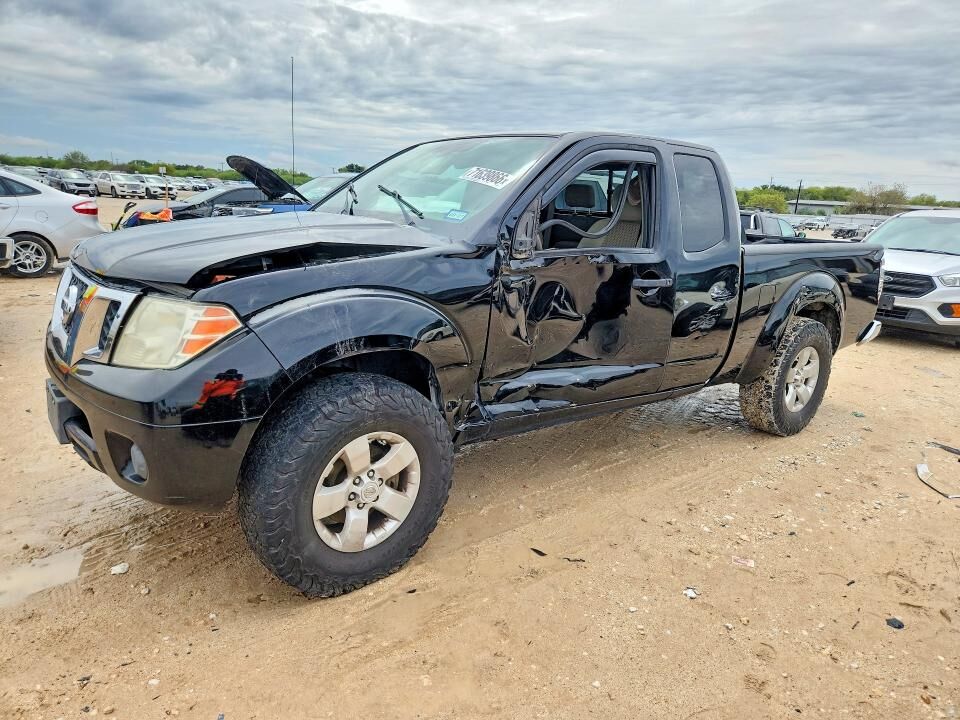 2012 NISSAN Frontier