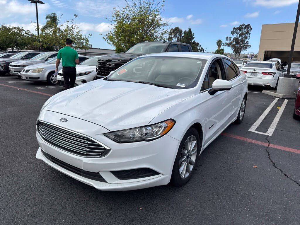 2017 FORD Fusion