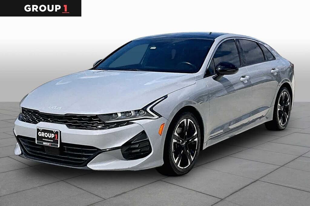 2022 KIA K5
