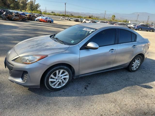 2012 MAZDA Mazda3