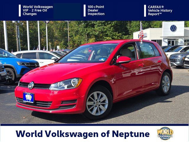 2016 VOLKSWAGEN Golf