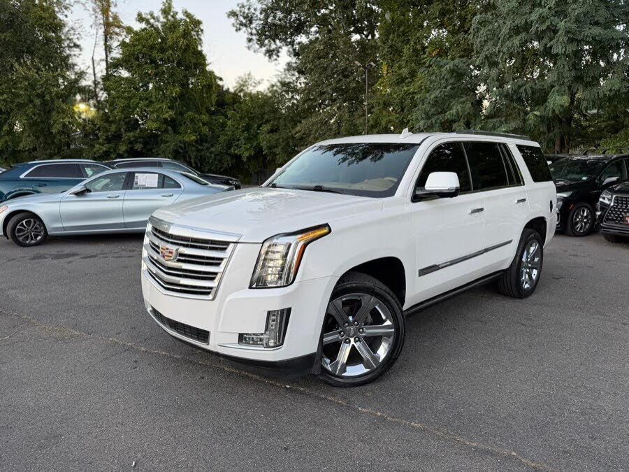 2016 CADILLAC Escalade