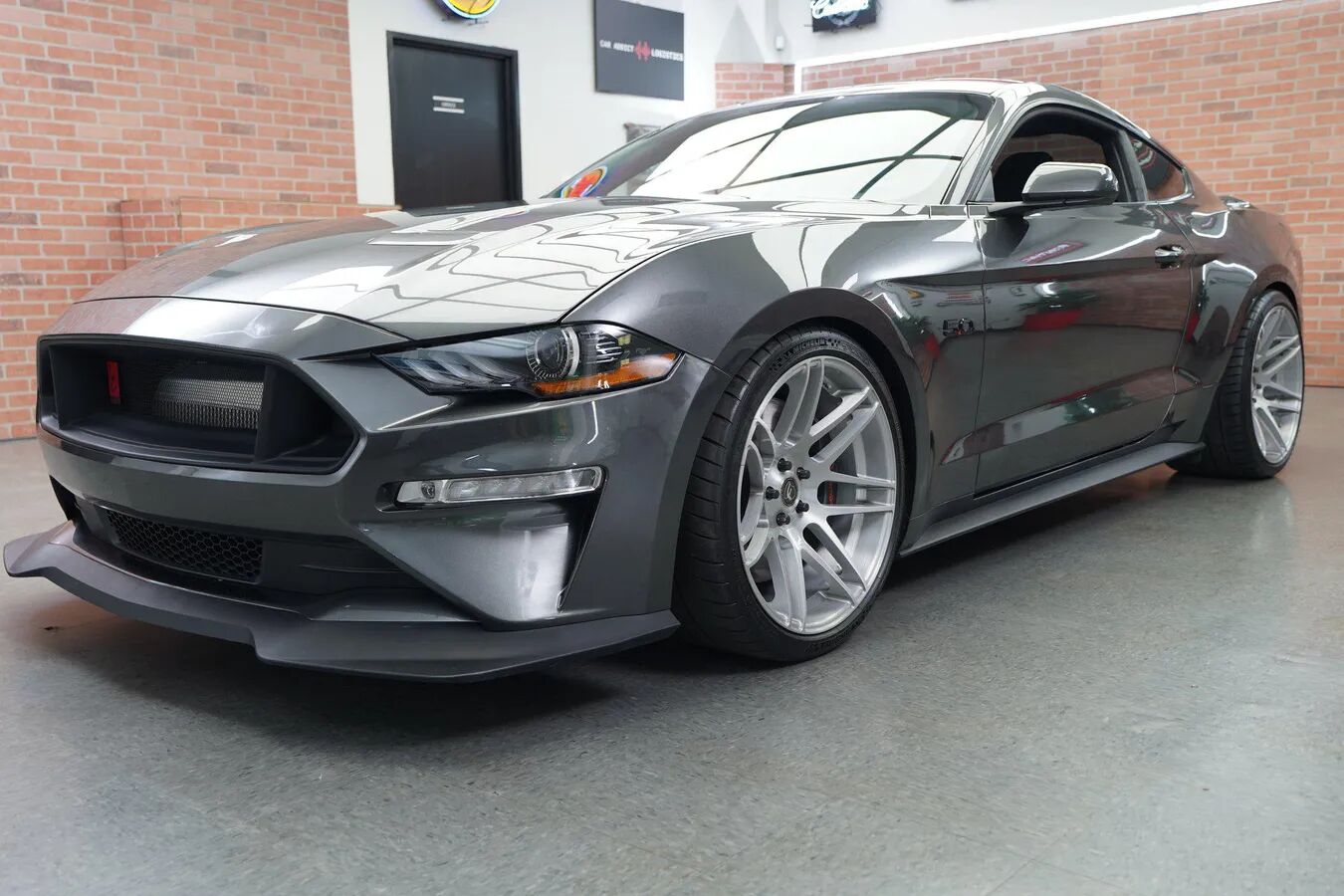 2018 FORD Mustang