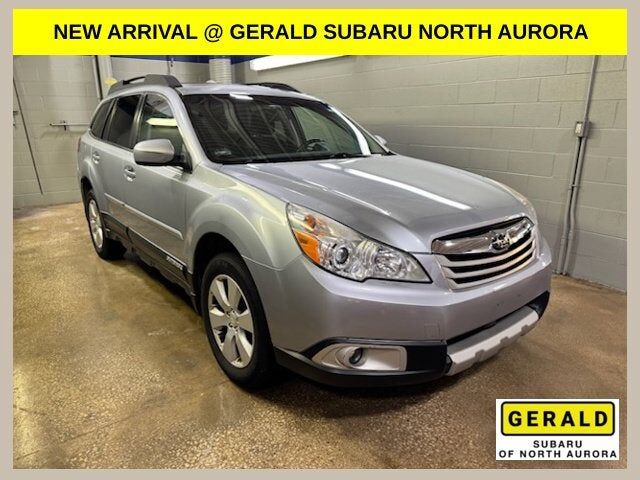 2012 SUBARU Outback