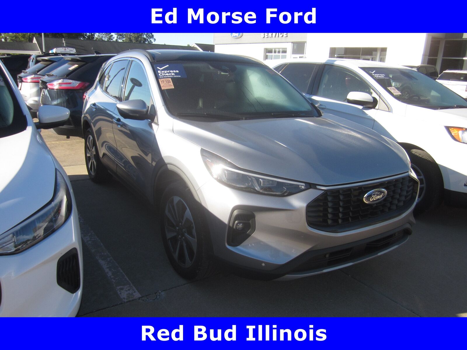 2024 FORD Escape