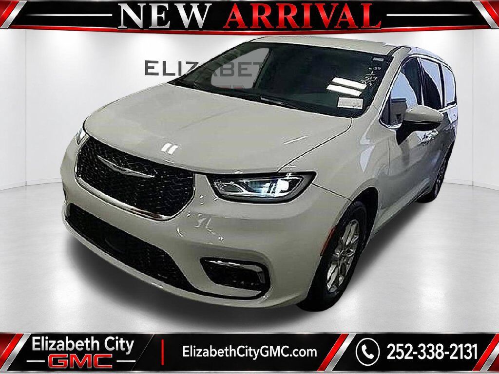 2023 CHRYSLER Pacifica