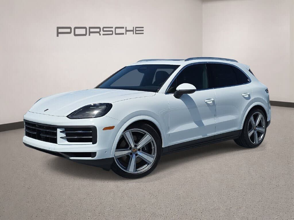 2026 PORSCHE Cayenne