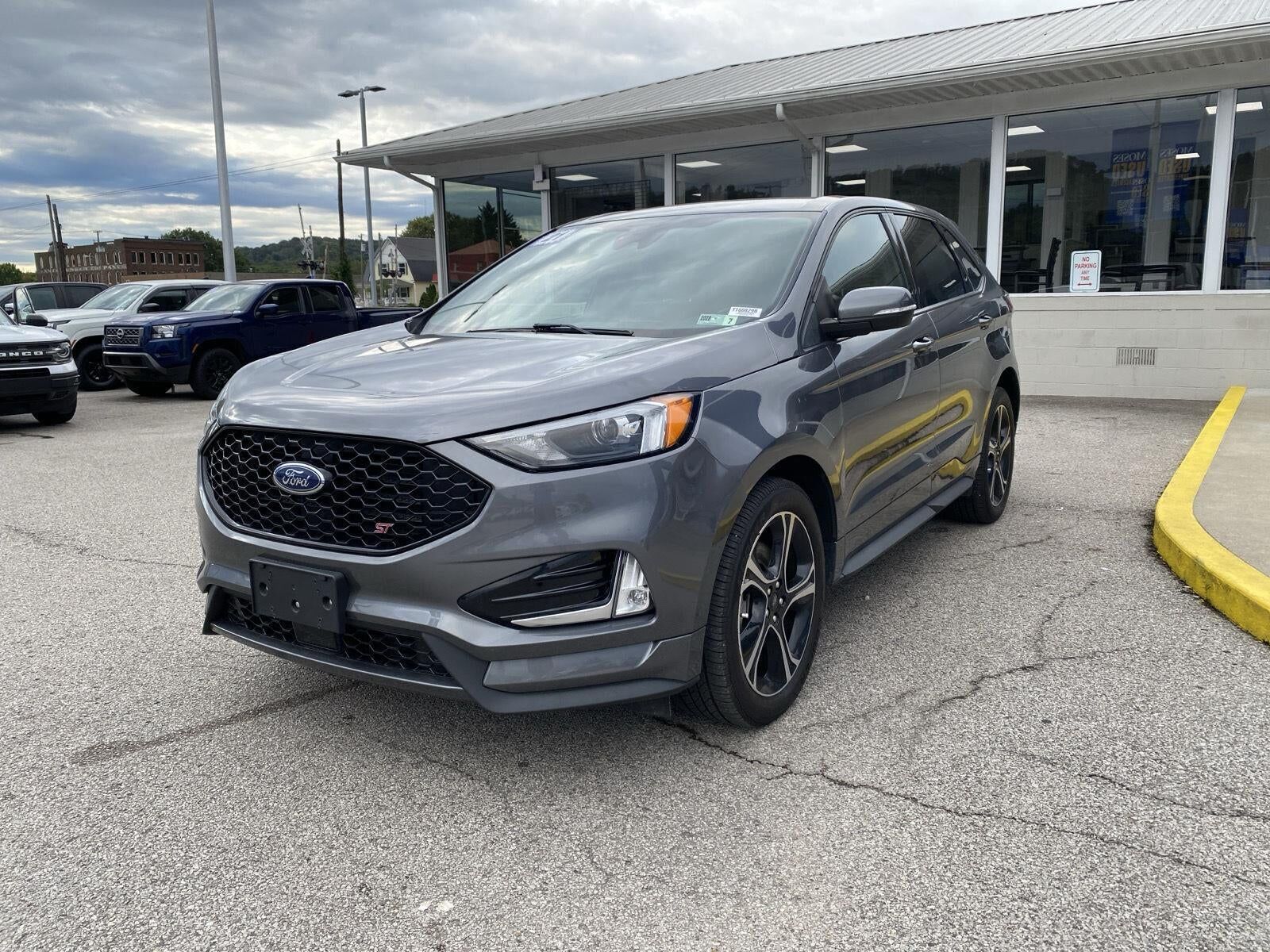2021 FORD Edge