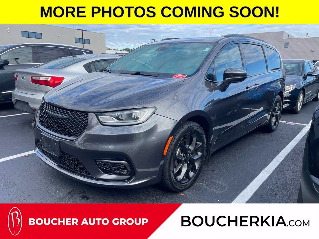 2021 CHRYSLER Pacifica