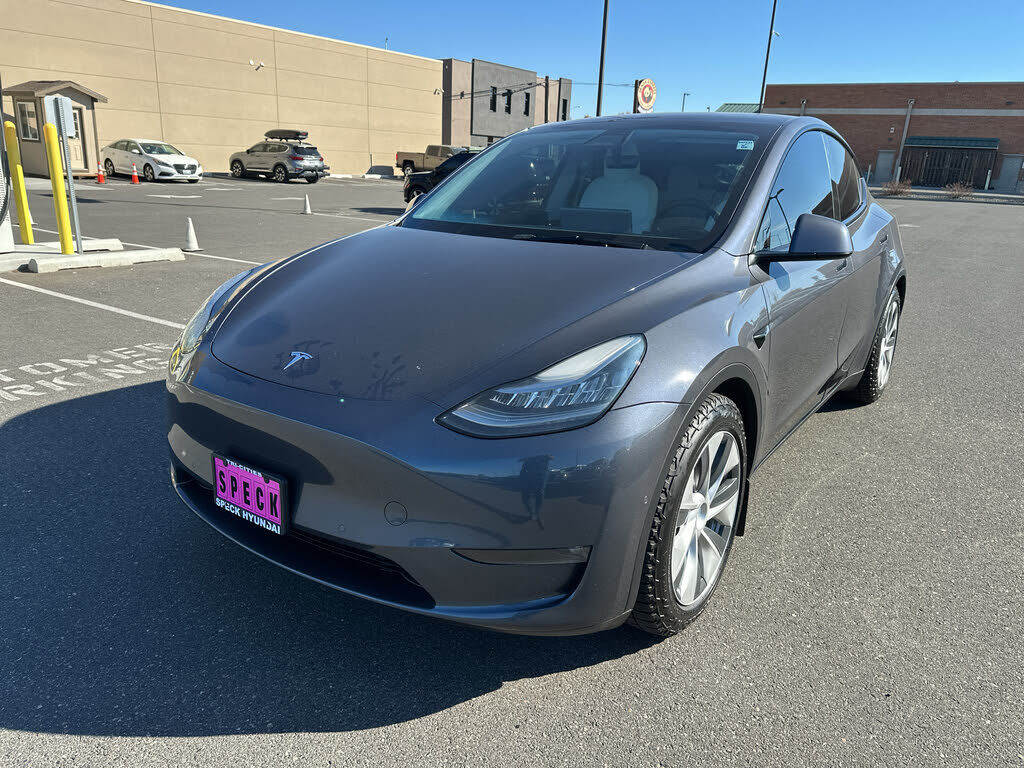 2021 TESLA Model Y