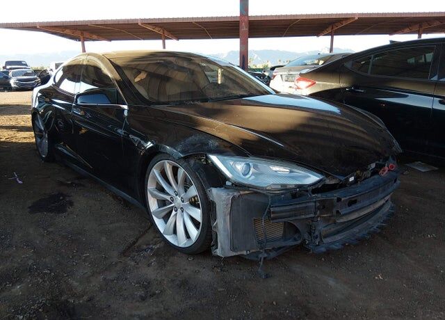 2013 TESLA Model S