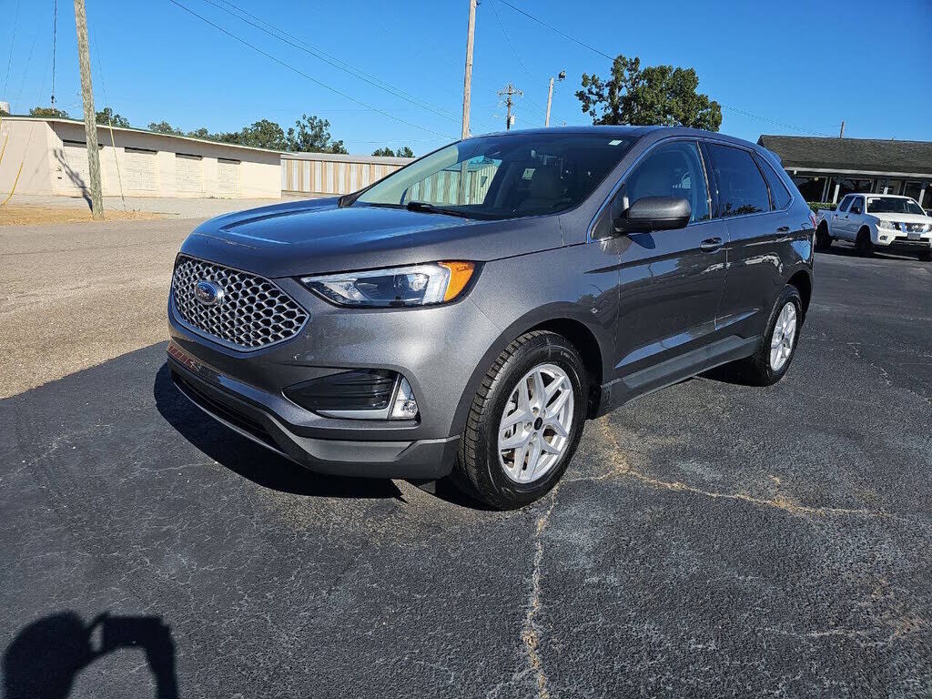 2023 FORD Edge