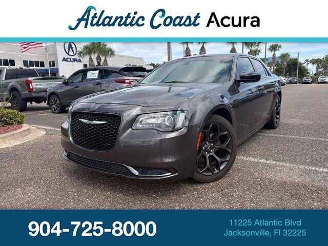 2019 CHRYSLER 300