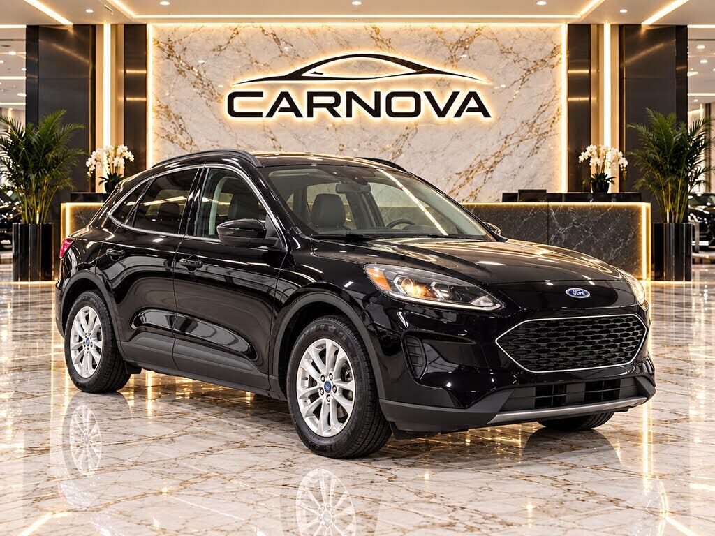 2021 FORD Escape