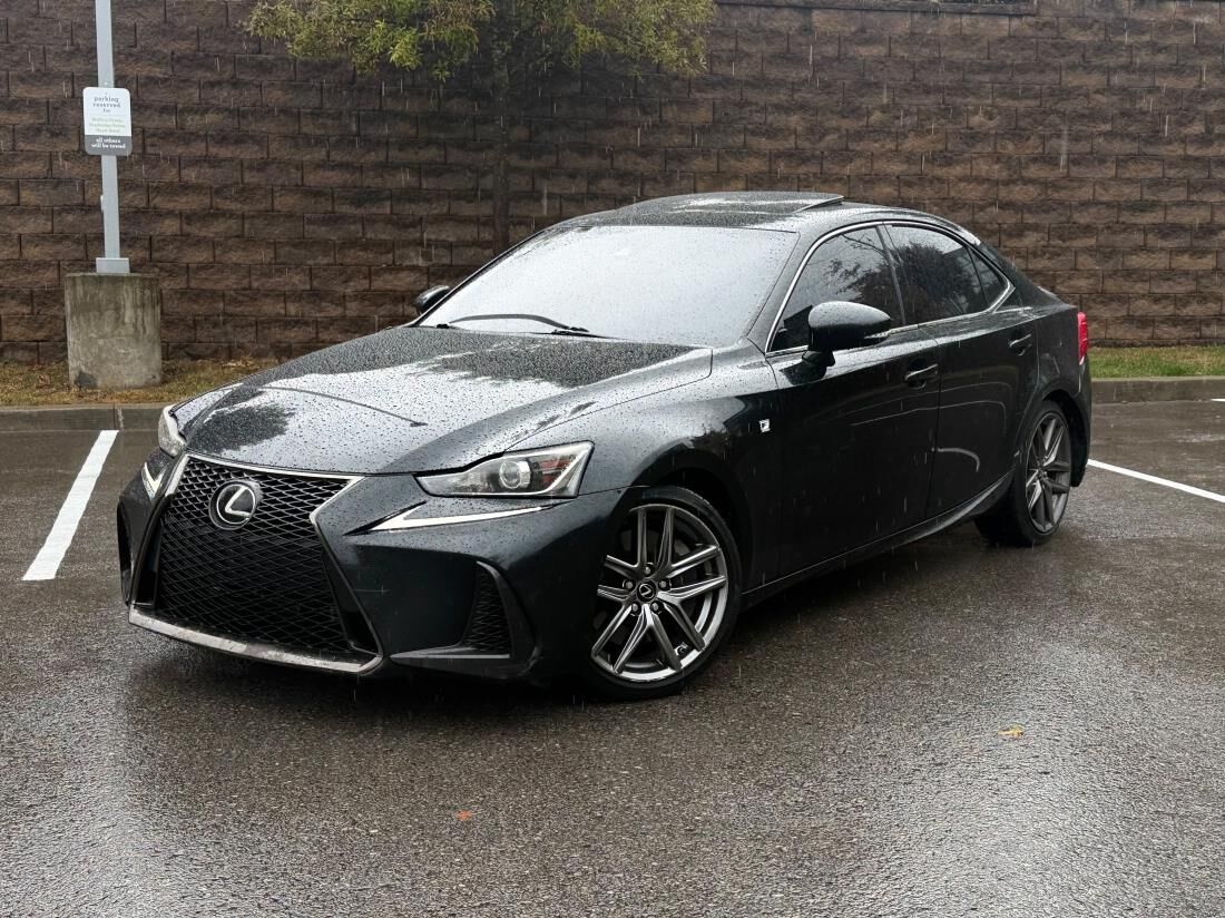 2017 LEXUS IS