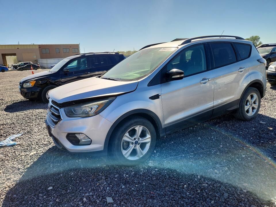 2017 FORD Escape