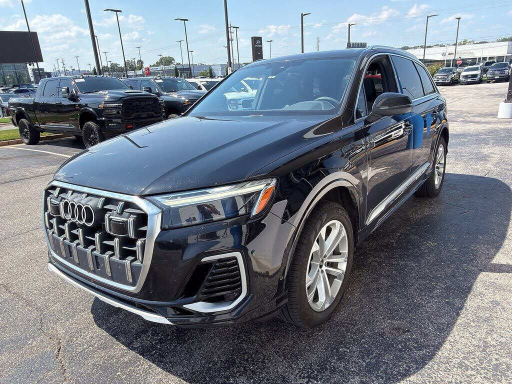 2025 AUDI Q7
