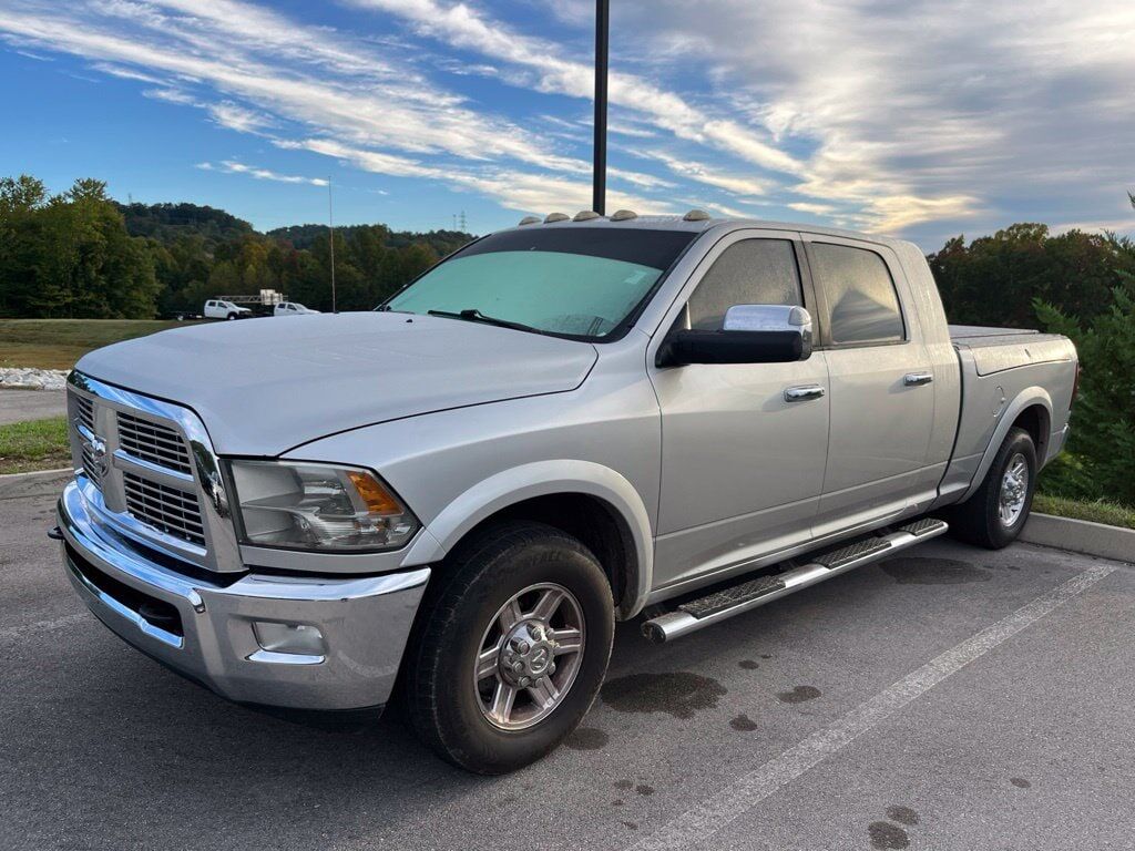 2012 DODGE Ram