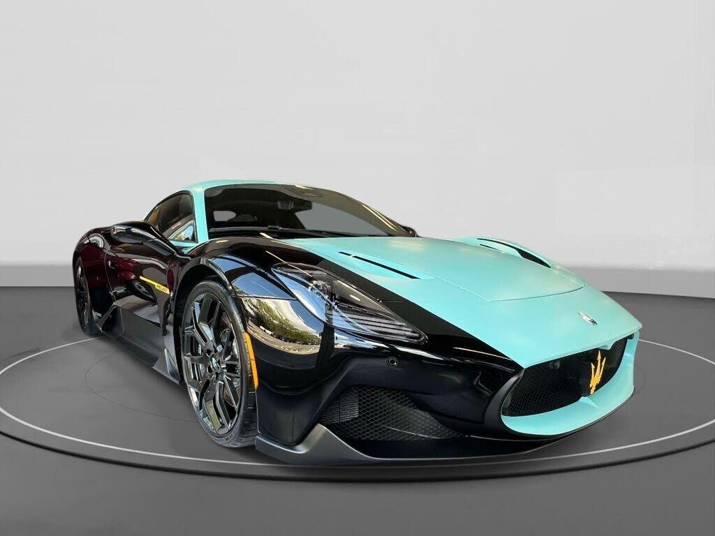 2025 MASERATI MC20