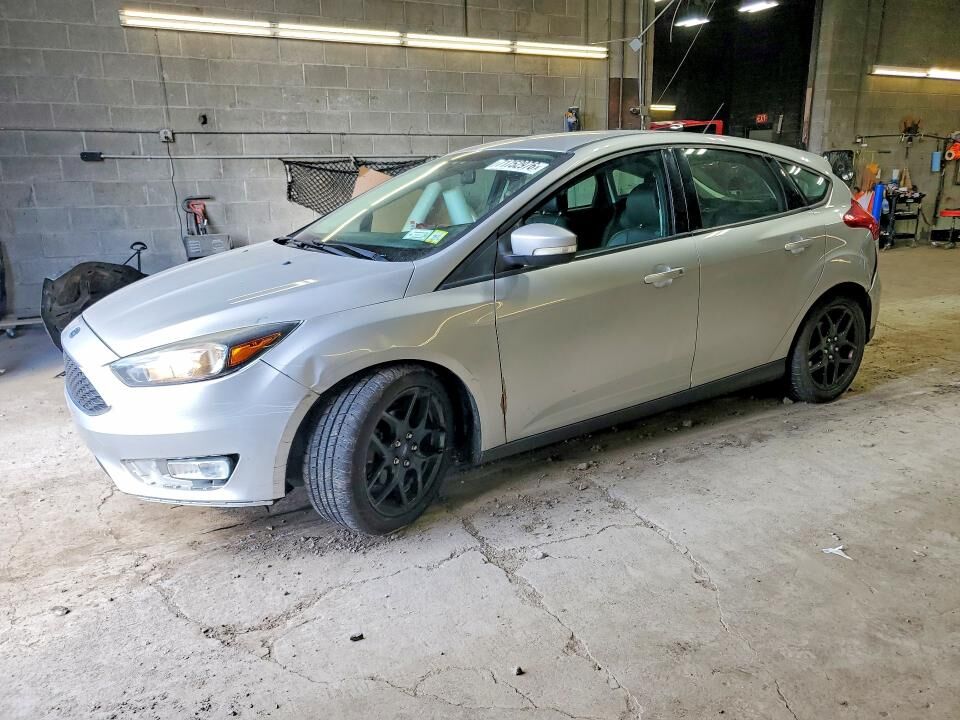 2016 FORD Focus