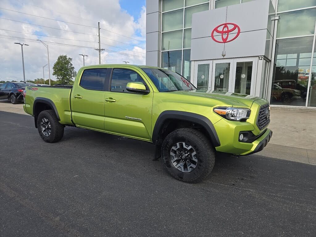 2023 TOYOTA Tacoma