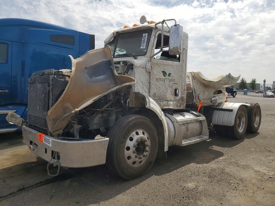 2012 PETERBILT 384