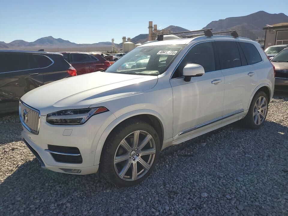 2016 VOLVO XC90