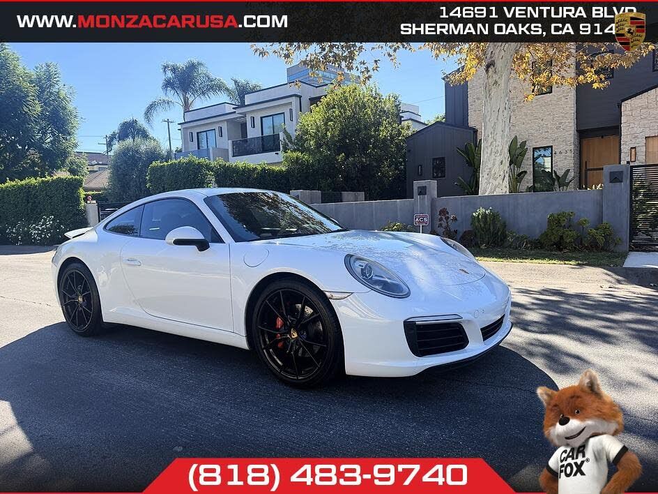 2017 PORSCHE 911