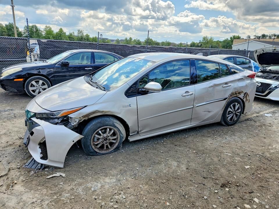2017 TOYOTA Prius