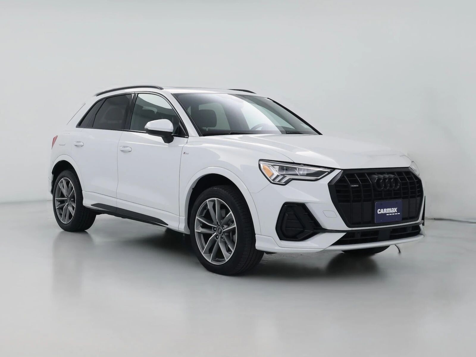 2023 AUDI Q3